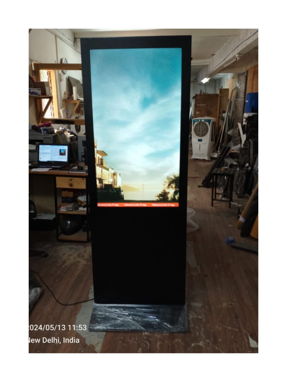 43 inch Touch Digital Standee Indoor Kiosk Digital Signage Floor Standing Display | 43 inch Touch Digital signage Kiosk Floor Standing Totem display - Image 4