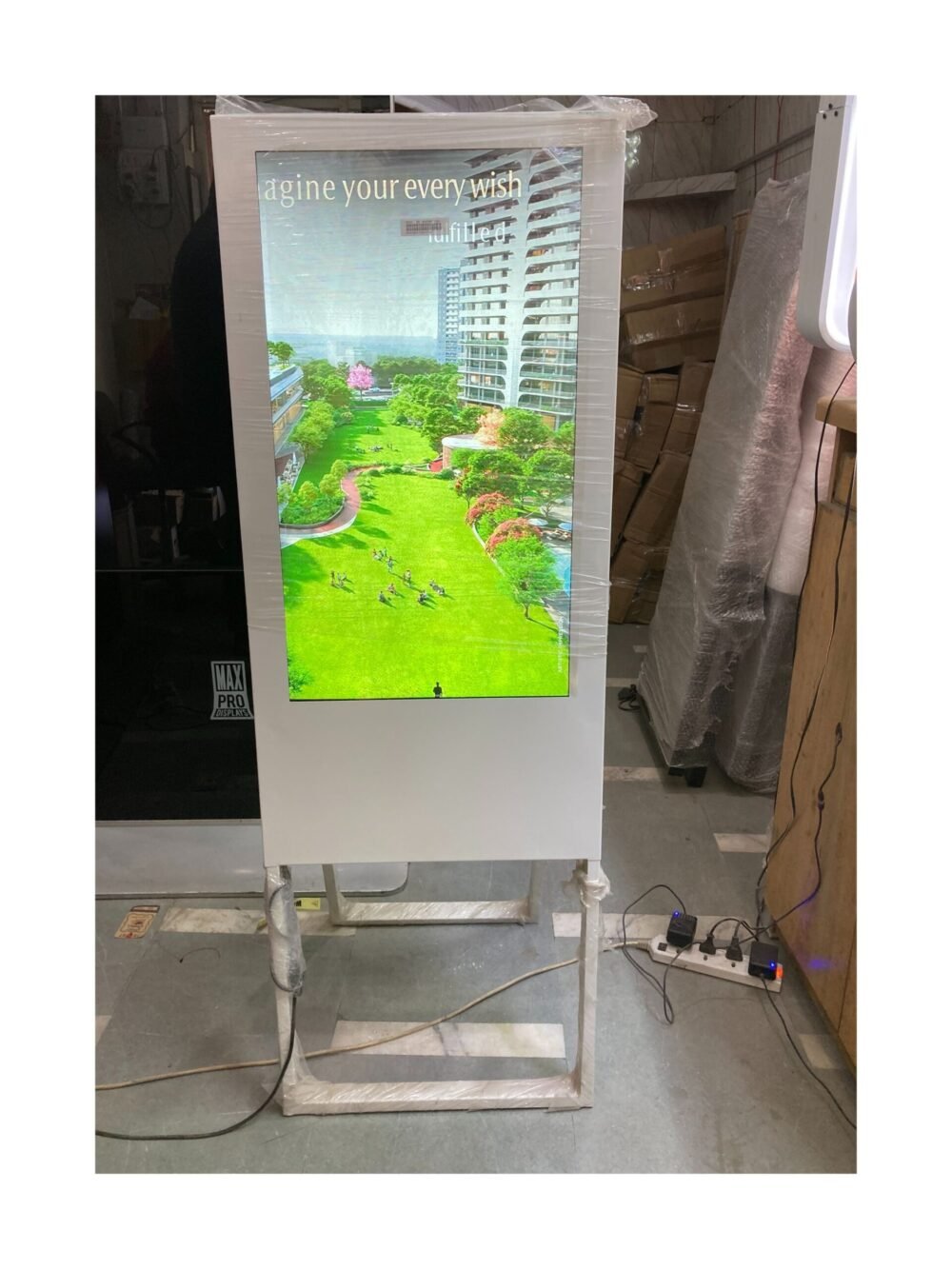32 Inch Easel Digital Signage Standee Indoor Portable Display for Advertising / 32inch A Frame Digital standee - Image 4