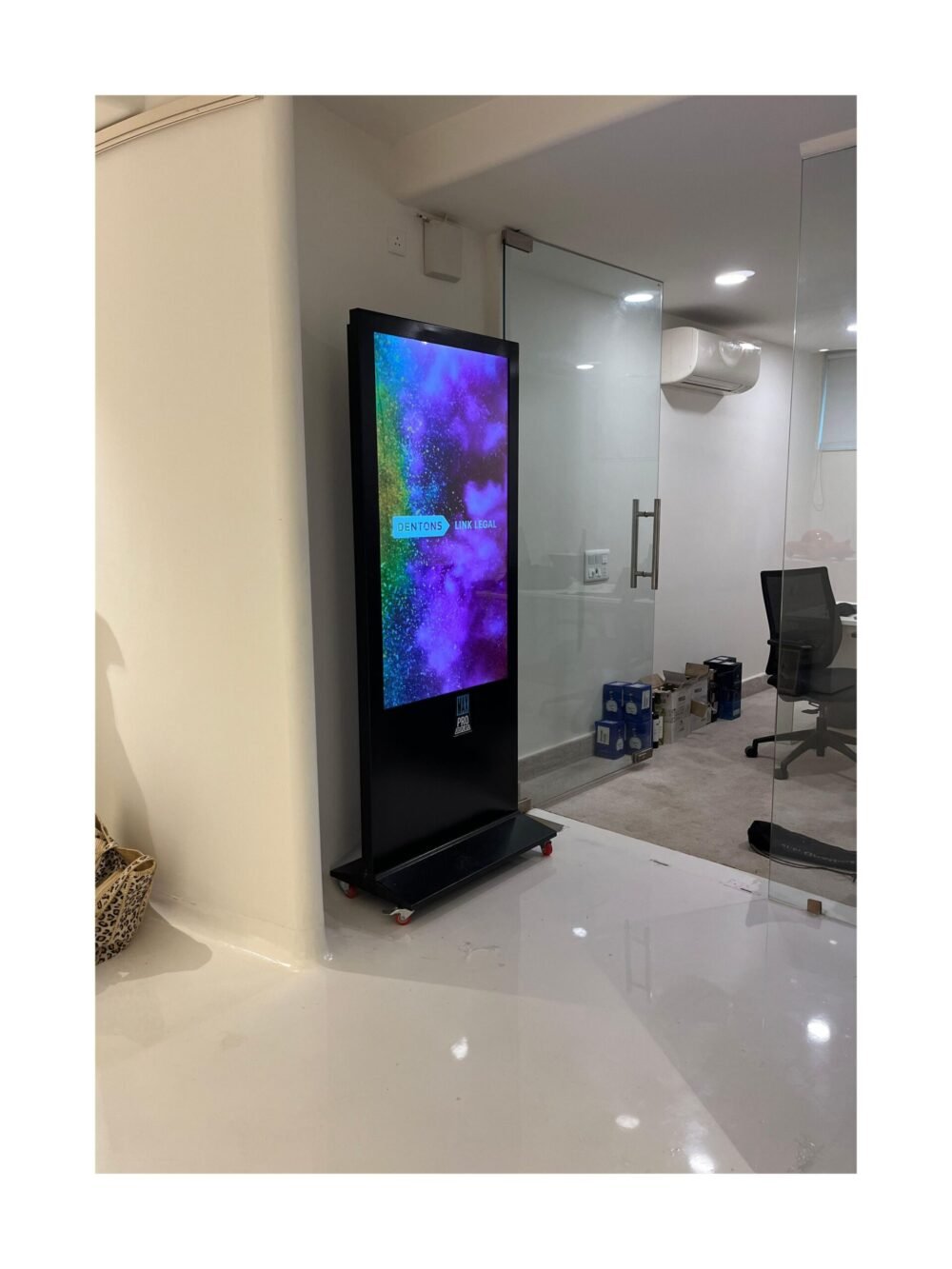55 inch Touch Digital Standee Indoor Kiosk Digital Signage Floor Standing Display | 55 inch Touch Digital signage Kiosk Floor Standing Totem display - Image 4